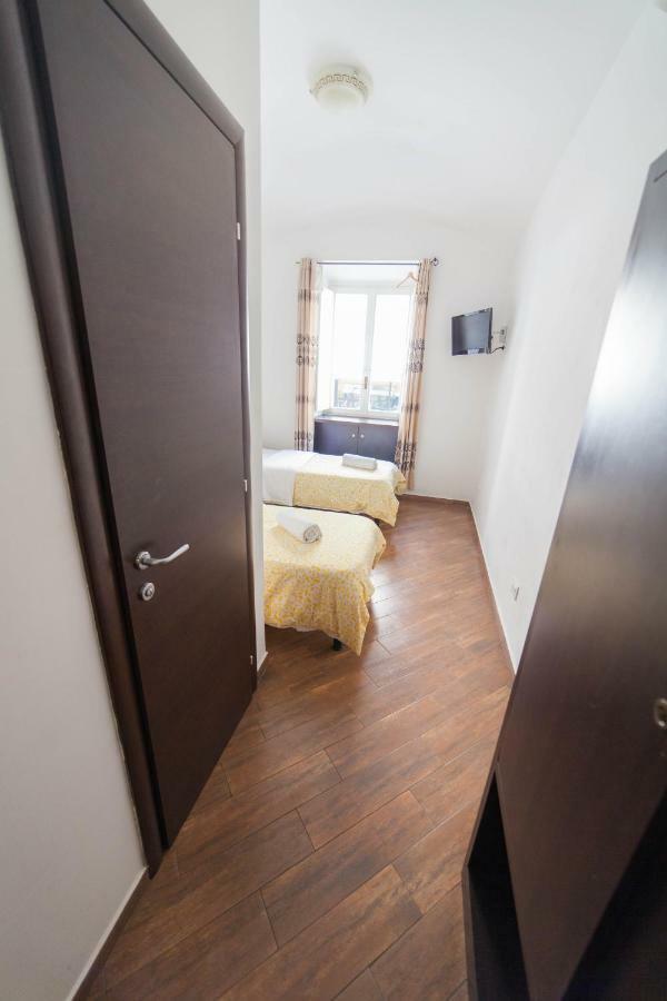 Romangelo Termini Guesthouse Exterior photo